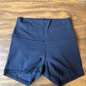 Size 6 Black Align shorts